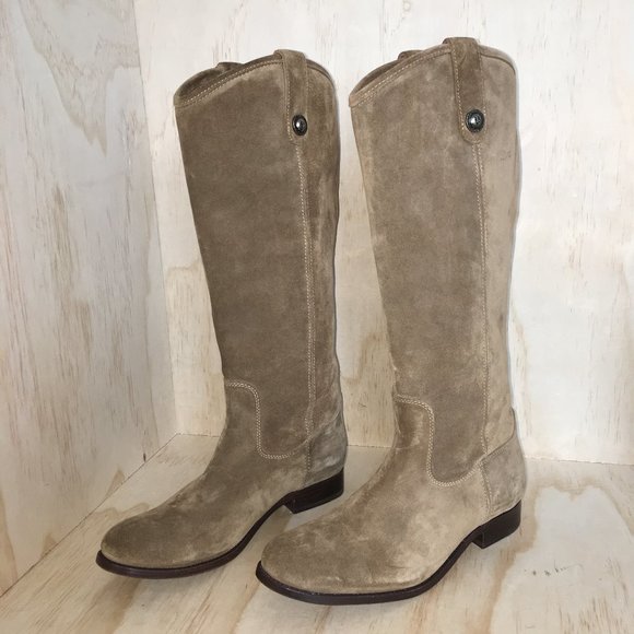 FRYE Women's Melissa Button Boot - Picture 3 of 13